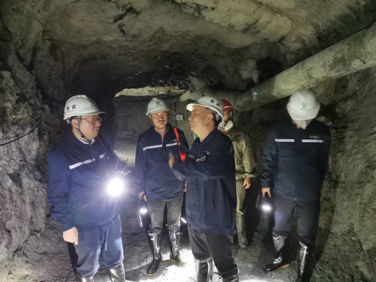 国家矿山安全监察局福建局督导检查组一行 到千亿体育(中国)科技有限千亿体育(中国)科技有限公司官网官网千亿体育(中国)科技有限公司官网开展矿山安全督导检查工作