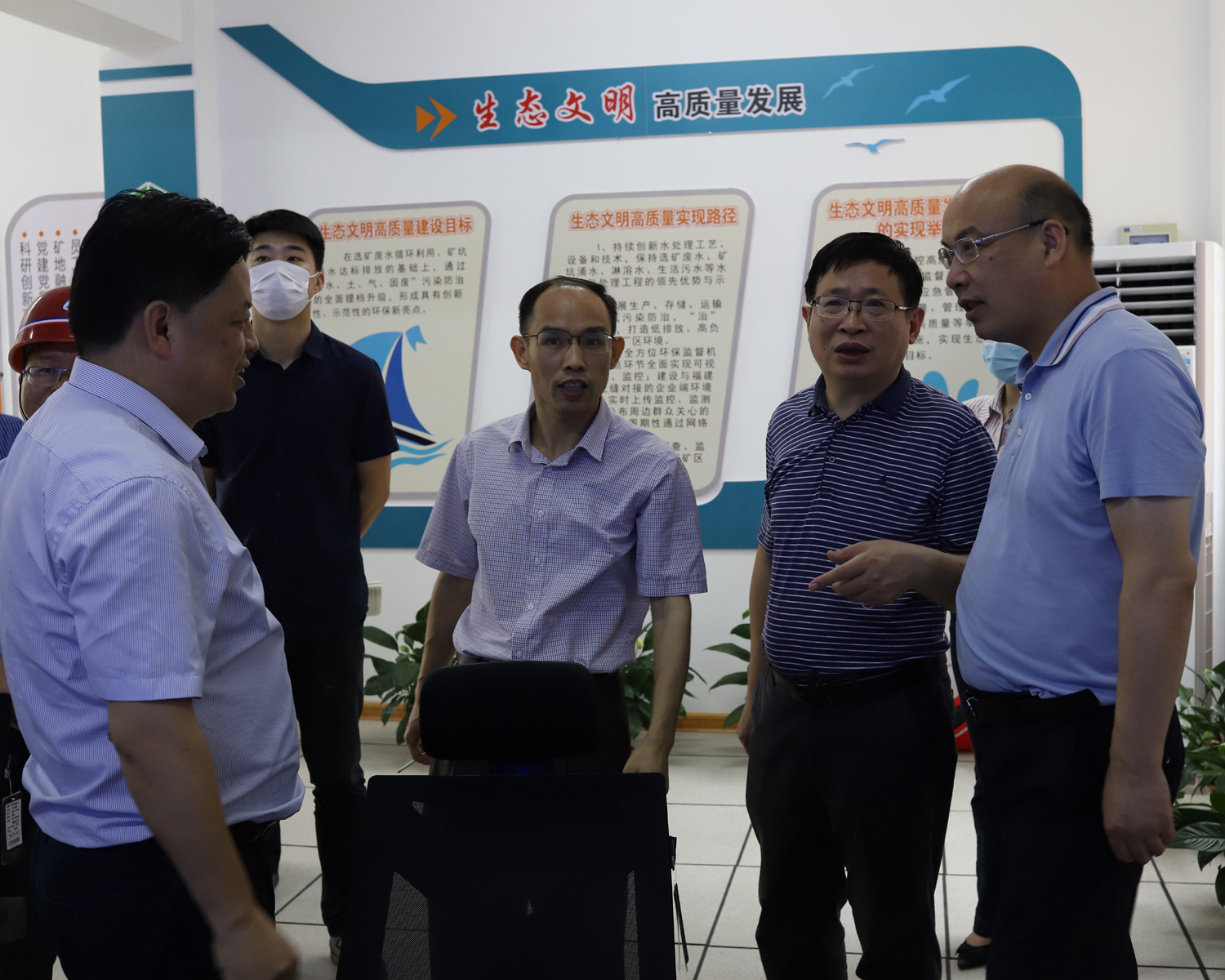 福建省生态环境厅陈维辉巡视员一行莅临千亿体育(中国)科技有限千亿体育(中国)科技有限公司官网官网千亿体育(中国)科技有限公司官网调研指导工作.jpg